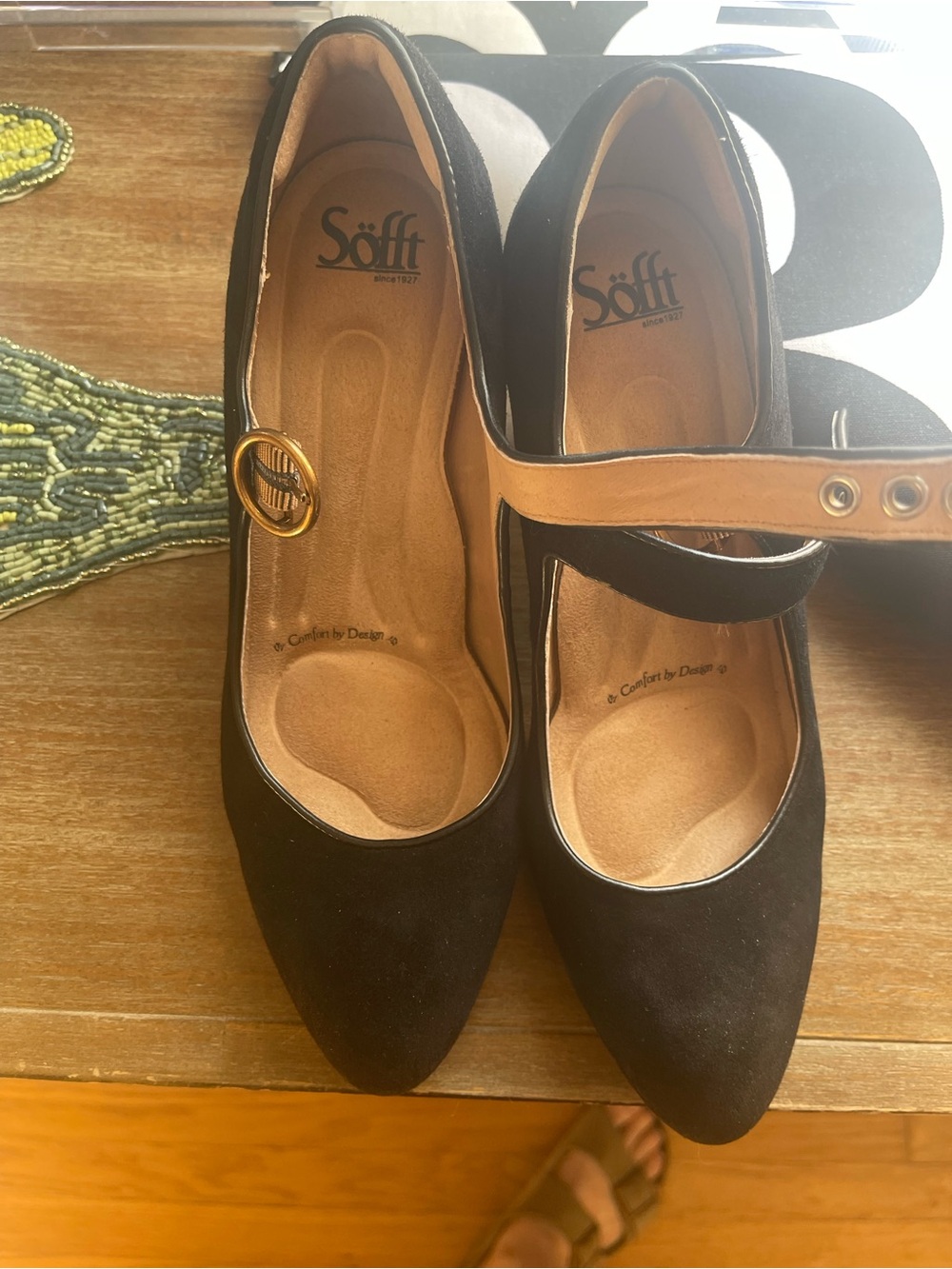Mint!!! Sofft Black Suede “Petra” Block Heel Mart Jane pumps!! - Picture 12 of 12